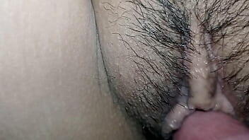 xxx figliastra sexy si lascia strofinare la figa così facilmente video